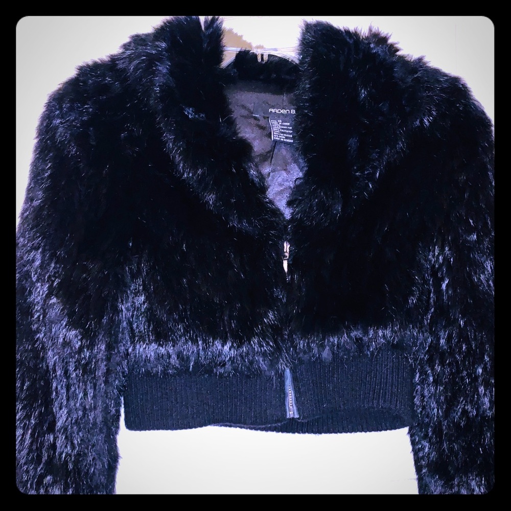 COPY - Crop style rabbit fur jacket